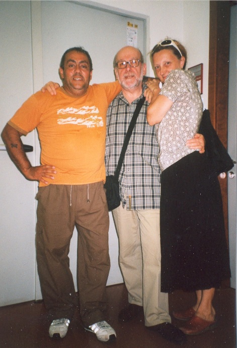 Claudio Crastus con due colleghi della biblioteca